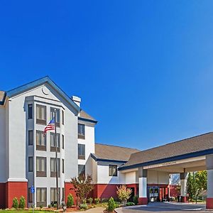 Hampton Inn & Suites Tulsa-Woodland Hills